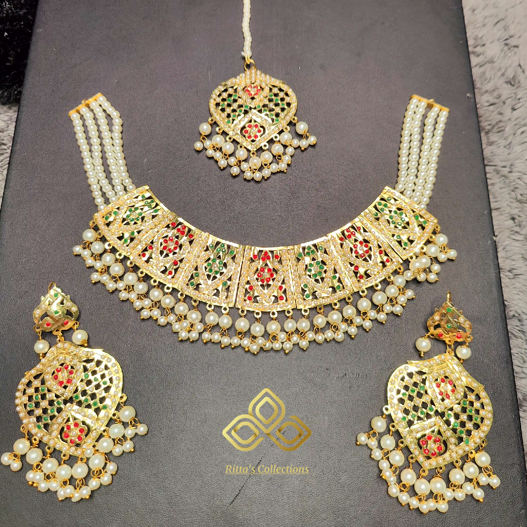 Jadau Necklace with Earrings and Maangtikka