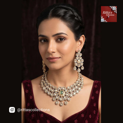 Traditional American Diamond Necklace with Earrings