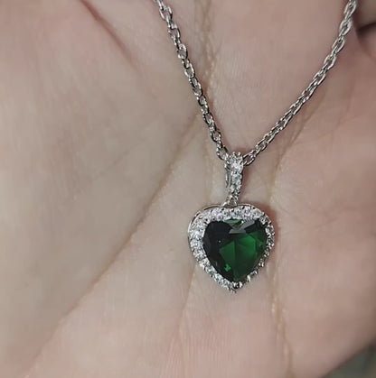 Green Heart Pandent Set with Chain & Stud Earrings