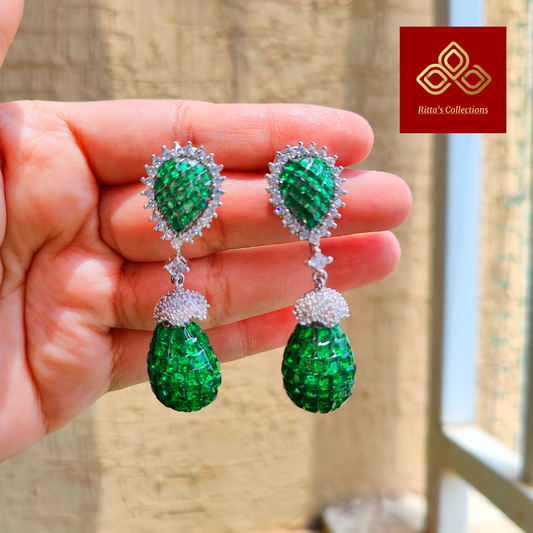 Green Neno Setting AD Earrings