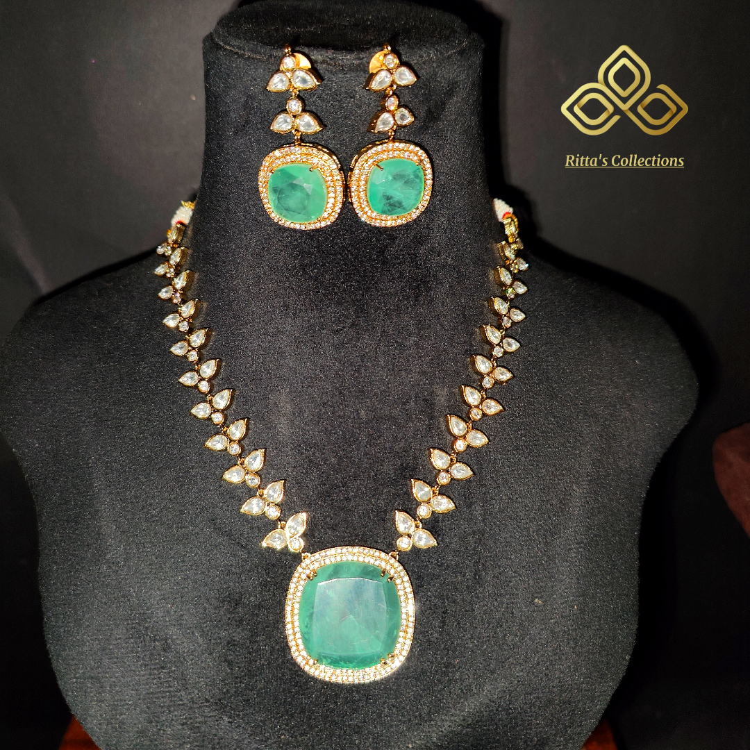 Mint Green Doublet Necklace with Earrings